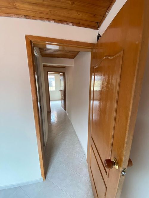 Casa de 2 alcobas en venta en Cacique, Funza, 57 m² · foto 6 de 14