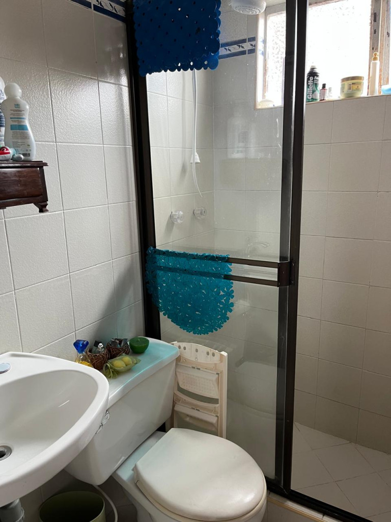 Casa en venta en Cedritos, Bogotá · foto 3 de 13