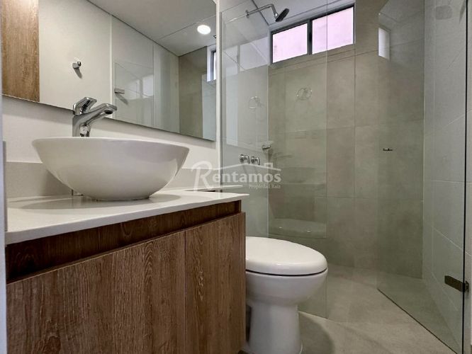 Apartamento de 3 alcobas en venta en Loma De La Doctora, Sabaneta, 80 m² · foto 11 de 24