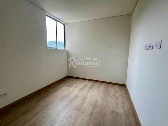 Apartamento de 3 alcobas en venta en Loma De La Doctora, Sabaneta, 80 m² · foto 18 de 24