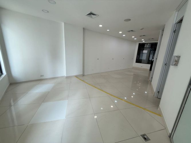 Oficina en arriendo en Los Balsos, Medellín, 92 m² · foto 6 de 15