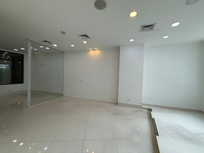 Oficina en arriendo en Los Balsos, Medellín, 92 m² · foto 10 de 15