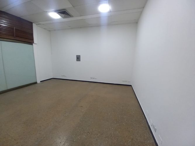 Local en arriendo en El Centro, Manizales, 25 m² · foto 3 de 16