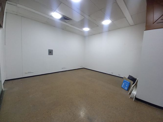 Local en arriendo en El Centro, Manizales, 25 m² · foto 7 de 16