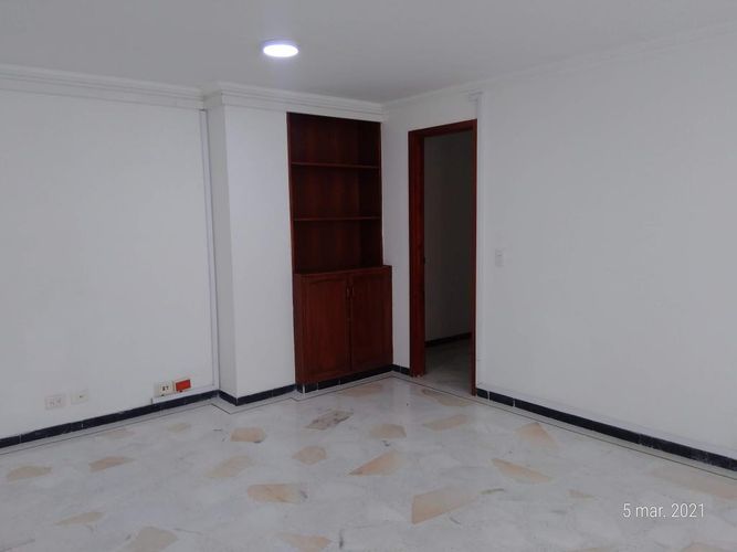 Edificio en venta en San Vicente, Cali, 1581 m² · foto 9 de 12