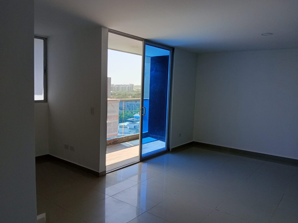 Apartamento en venta en Lagos Del Caujaral, Atlántico · foto 2 de 22