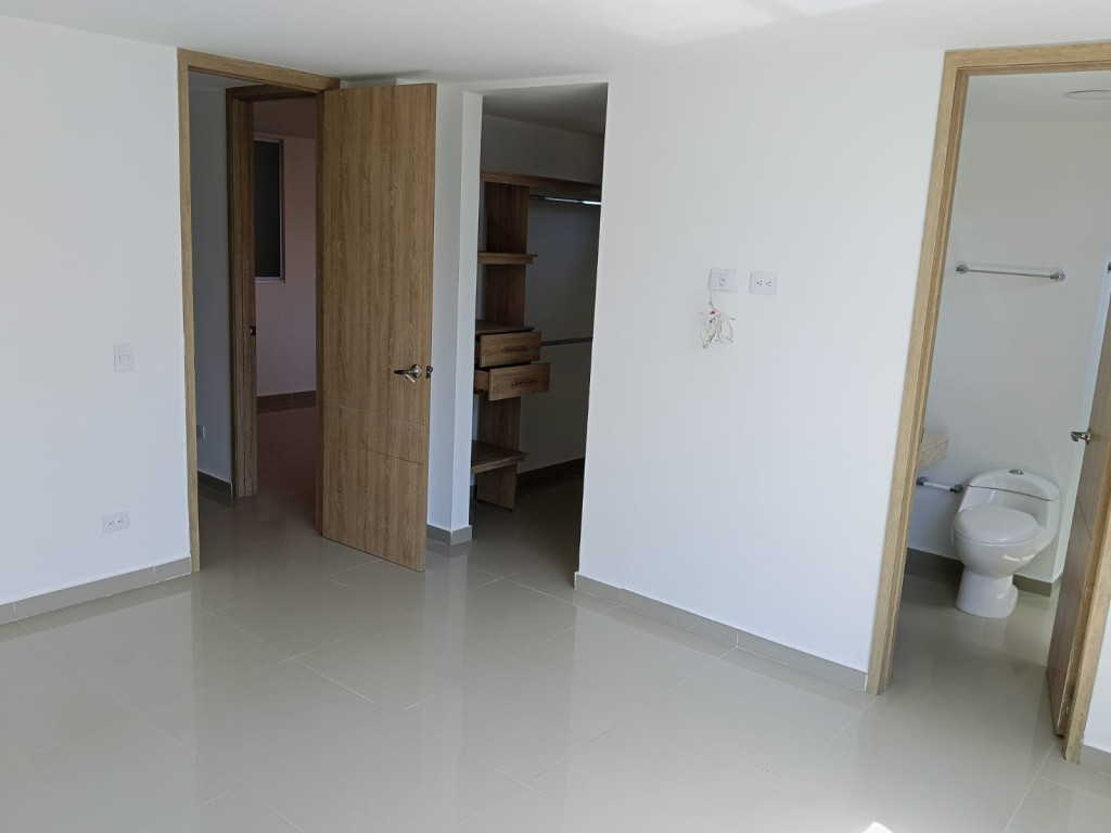 Apartamento en venta en Lagos Del Caujaral, Atlántico · foto 5 de 22
