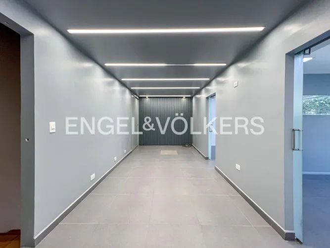 Local en venta en Castropol, Medellín, 340 m² · foto 17 de 17