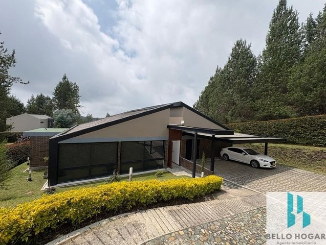 Casa de 4 alcobas en venta en San Felix, Bello, 1270 m² · foto 9 de 23