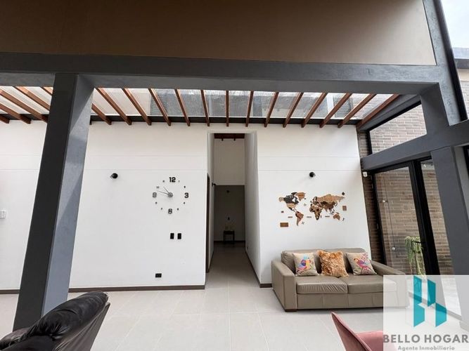 Casa de 4 alcobas en venta en San Felix, Bello, 1270 m² · foto 16 de 23