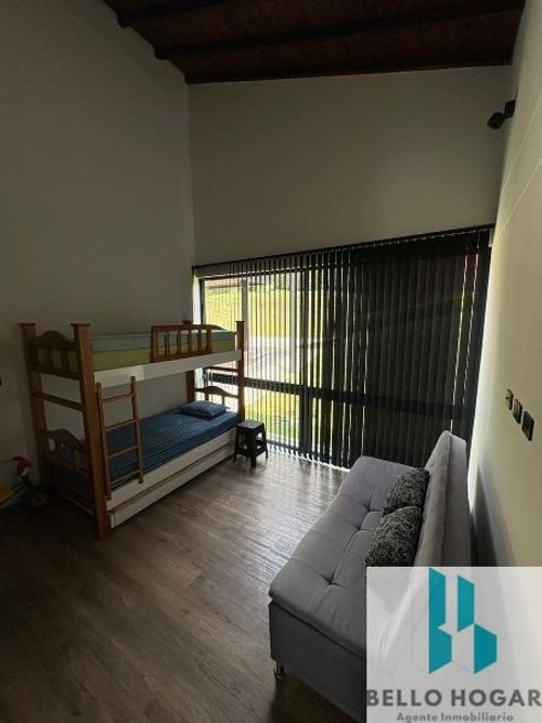 Casa de 4 alcobas en venta en San Felix, Bello, 1270 m² · foto 17 de 23