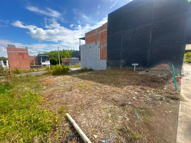 Lote en venta en El Estanquillo, Dosquebradas · foto 2 de 6