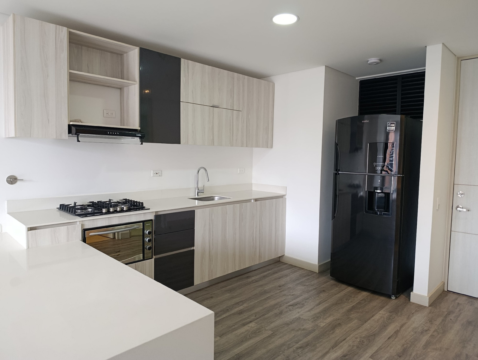 1BR Apartment in El tesoro (55 m²) - 4
