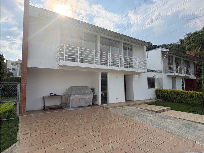 Casa de 4 alcobas en venta en Pance, Cali, 180 m² · foto 2 de 24