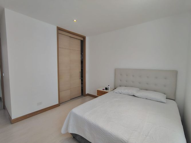 Apartamento de 3 alcobas en arriendo en El Poblado, Medellín, 190 m² · foto 10 de 20