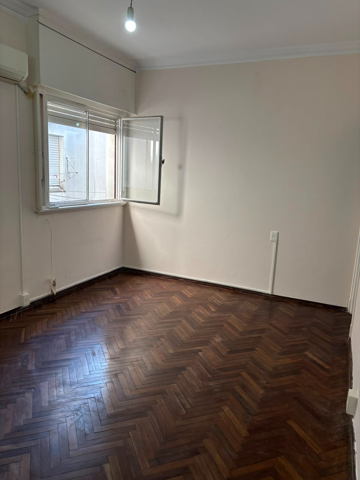 Alquiler Apartamento de 2 Dormitorios en Cordón · Foto 4