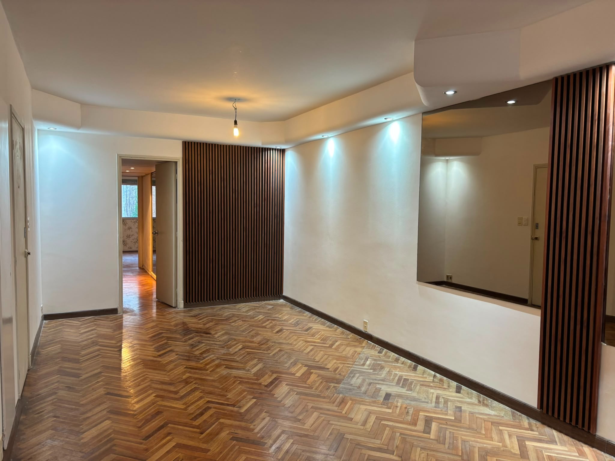 Alquiler Apartamento de 2 Dormitorios y Terraza en Pocitos · Foto 2