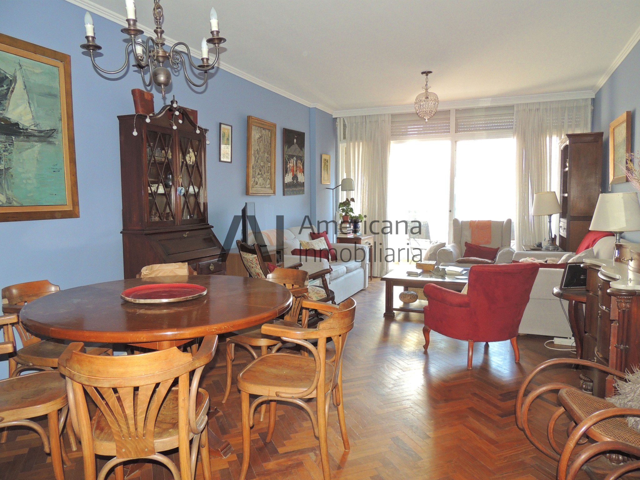VENTA | POCITOS | A UNA CUADRA DE LA RAMBLA | 3 DORMITORIOS | 2 BAÑOS | GARAJE FIJO | CALEFACCIÓN. - – pohled 3
