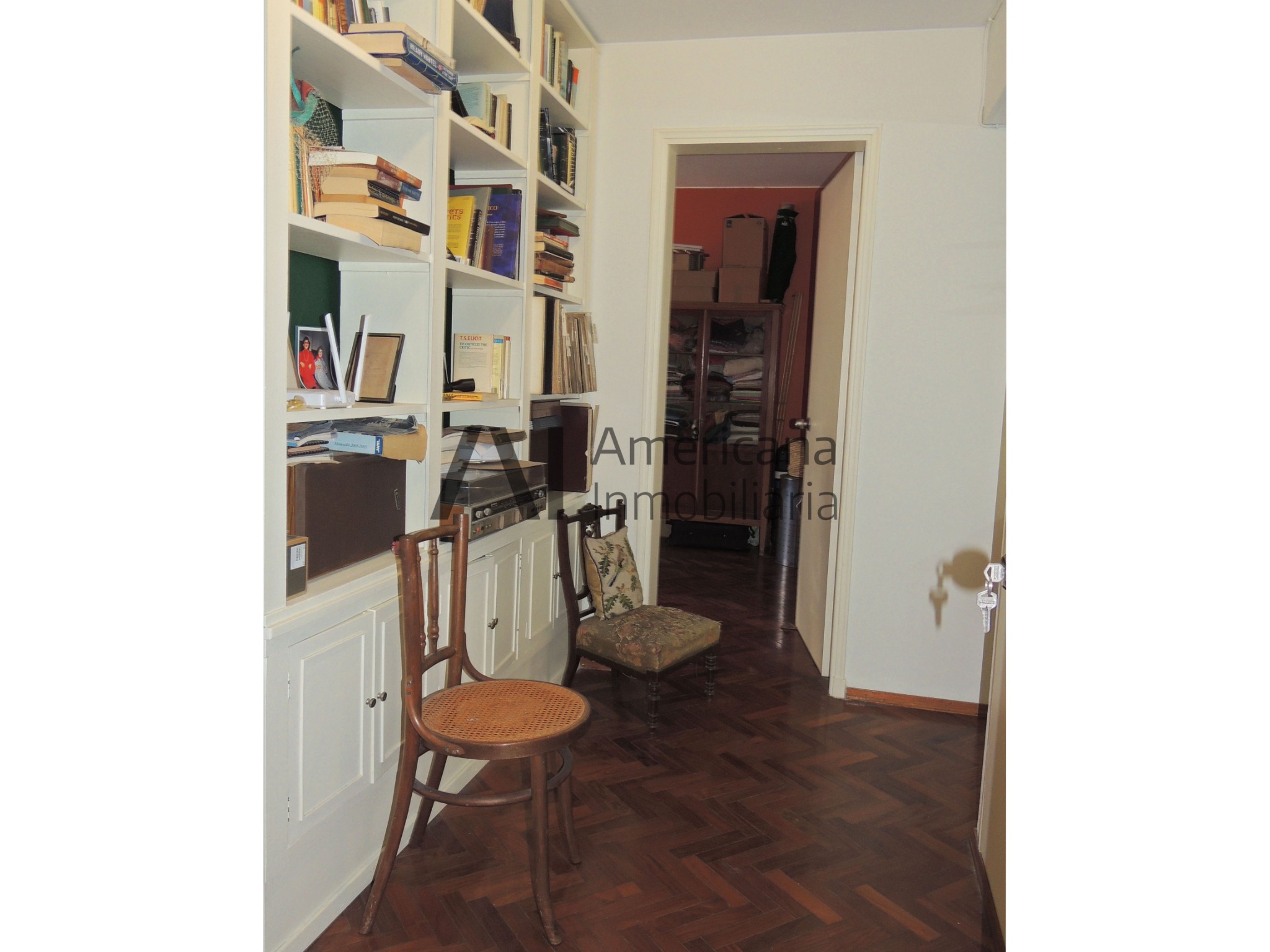 VENTA | POCITOS | A UNA CUADRA DE LA RAMBLA | 3 DORMITORIOS | 2 BAÑOS | GARAJE FIJO | CALEFACCIÓN. - – pohled 6
