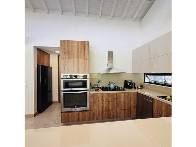 Casa de 3 alcobas en venta en Via El Eden, Armenia, 262 m² · foto 12 de 24