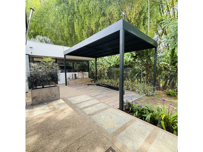 Casa de 3 alcobas en venta en Via El Eden, Armenia, 262 m² · foto 23 de 24