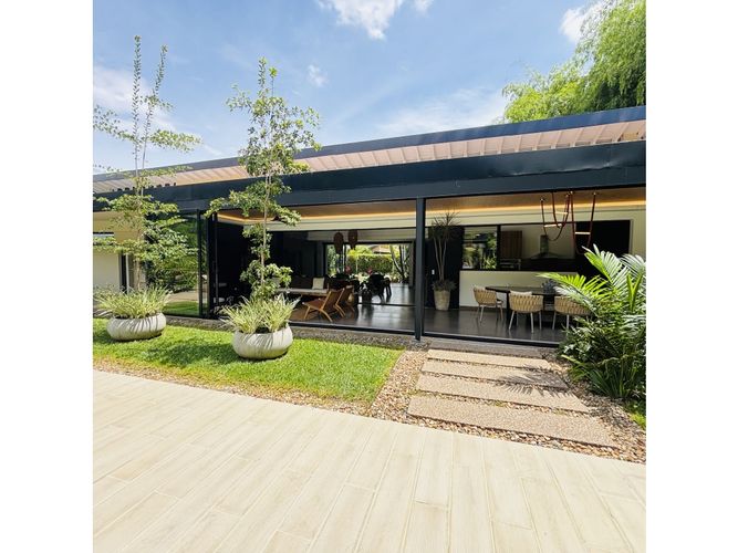 Casa de 3 alcobas en venta en Via El Eden, Armenia, 262 m² · foto 24 de 24