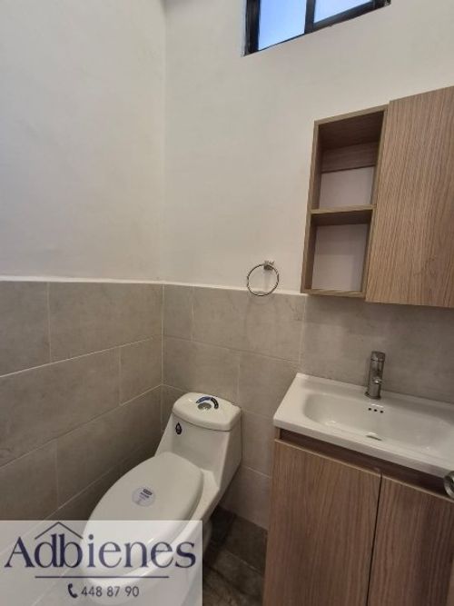Local en arriendo en Laureles, Medellín, 80 m² · foto 6 de 7