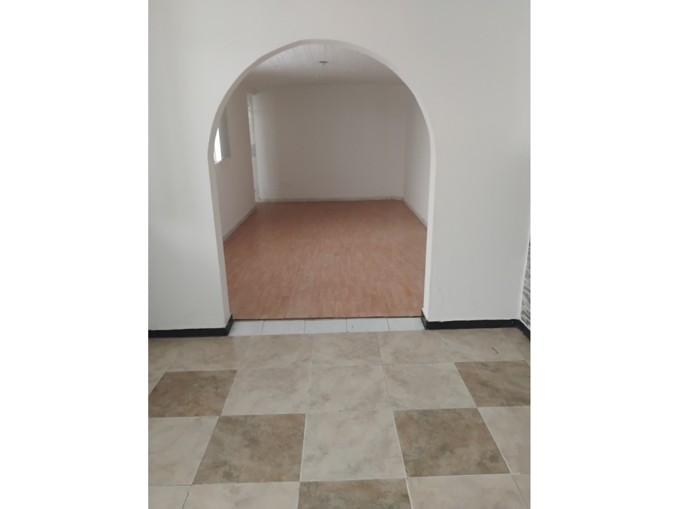 Casa en venta en El Carmen, Bogotá · foto 5 de 15