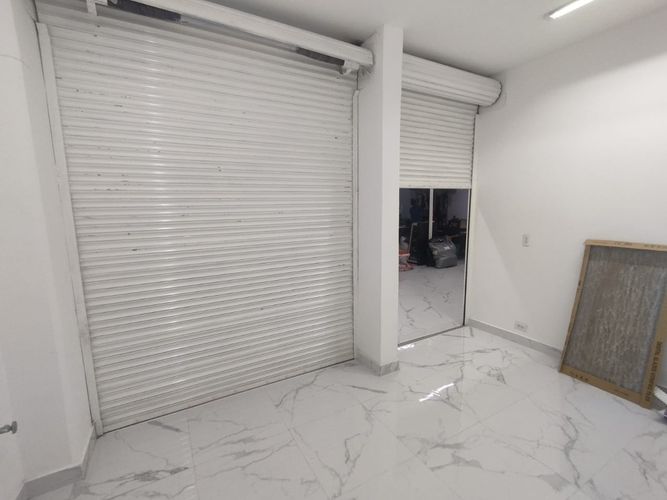 Local en arriendo en San Benito, Medellín, 15 m² · foto 2 de 14