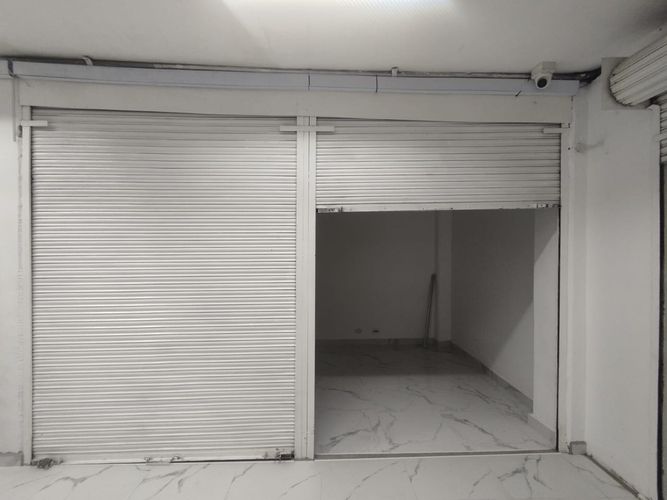 Local en arriendo en San Benito, Medellín, 15 m² · foto 7 de 11