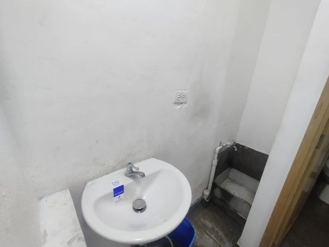 Local en arriendo en San Benito, Medellín, 15 m² · foto 10 de 11