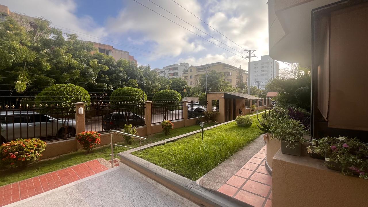 Apartamento en venta en Altos De Riomar, Barranquilla · foto 3 de 22