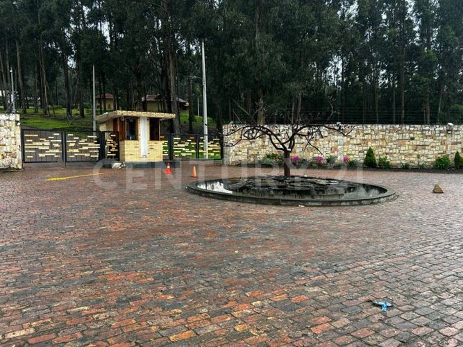 Lote en venta en Tibito, Zipaquirá, 3800 m² · foto 2 de 18