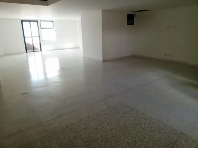 Local en arriendo en El Retiro, 102 m² · foto 4 de 10