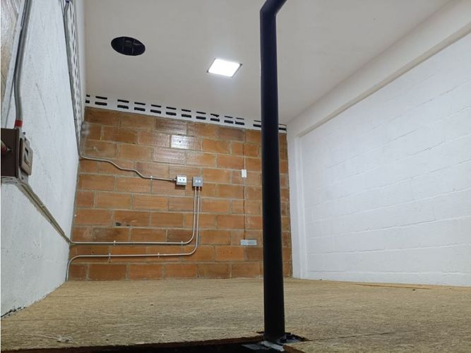 Local en venta en Simon Bolivar, Itagüí, 33 m² · foto 4 de 4