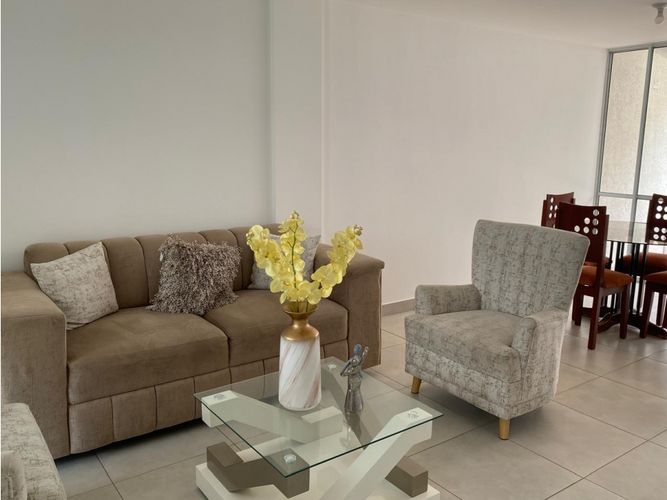 Casa de 3 alcobas en venta en Ciudad Country, Jamundí, 91 m² · foto 2 de 11