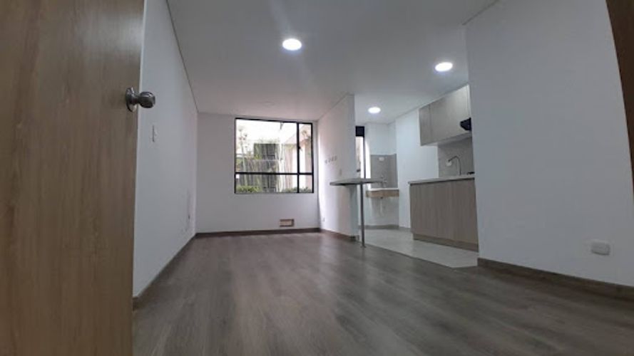 Apartamento de 2 alcobas en venta en Verbenal San Antonio, Bogotá, 53 m² · foto 2 de 24
