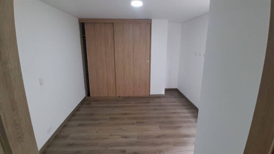 Apartamento de 2 alcobas en venta en Verbenal San Antonio, Bogotá, 53 m² · foto 12 de 24