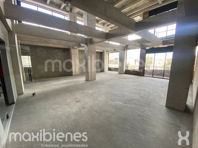 Local en arriendo en San Isidro, Medellín, 115 m² · foto 4 de 11