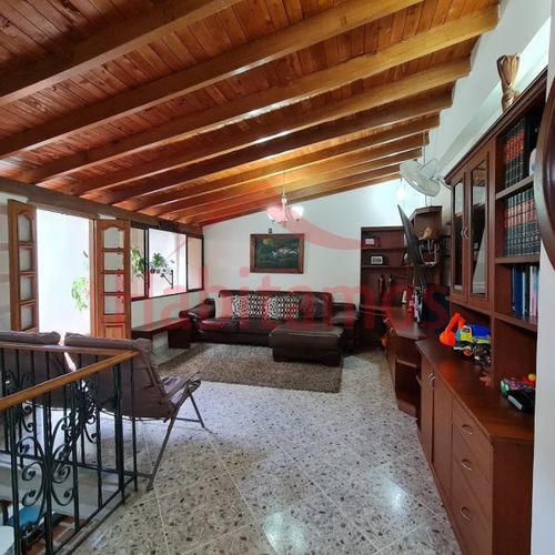 Apartamento de 4 alcobas en venta en Belén, Medellín, 150 m² · foto 9 de 22