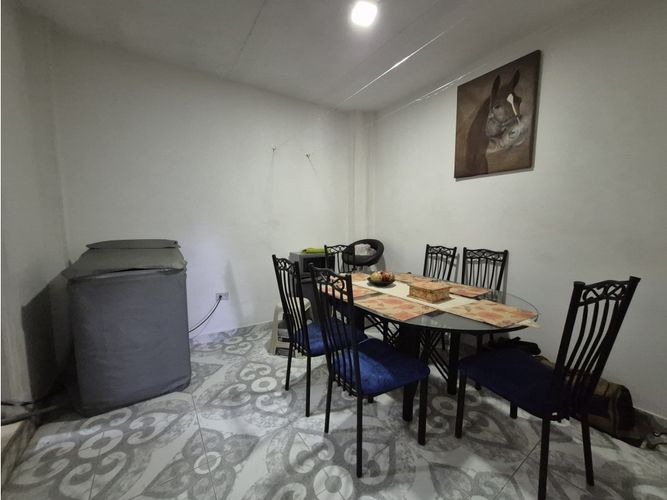 Casa de 8 alcobas en venta en Caney, Cali, 57 m² · foto 4 de 9