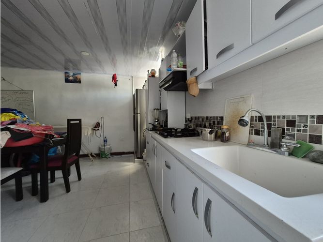 Casa de 8 alcobas en venta en Caney, Cali, 57 m² · foto 6 de 9