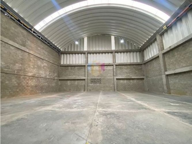 Bodega en arriendo en San Juan, Copacabana, 638 m² · foto 13 de 13