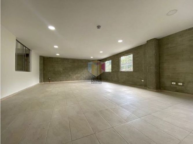 Bodega en arriendo en San Juan, Copacabana, 638 m² · foto 6 de 13