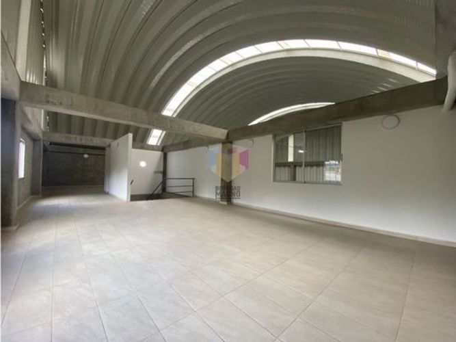 Bodega en arriendo en San Juan, Copacabana, 638 m² · foto 5 de 13