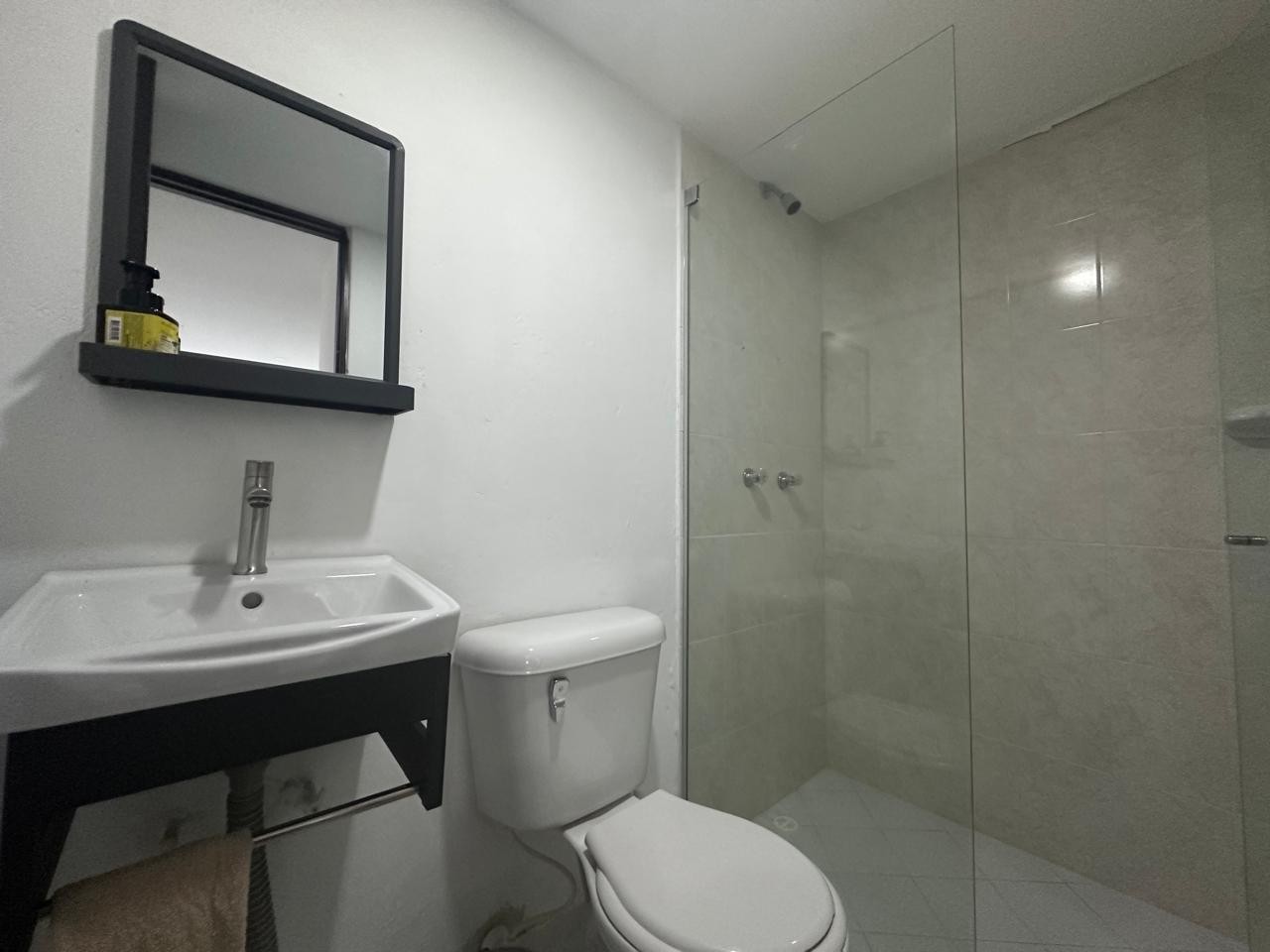 Apartamento en arriendo en El Poblado, Medellín · foto 16 de 16