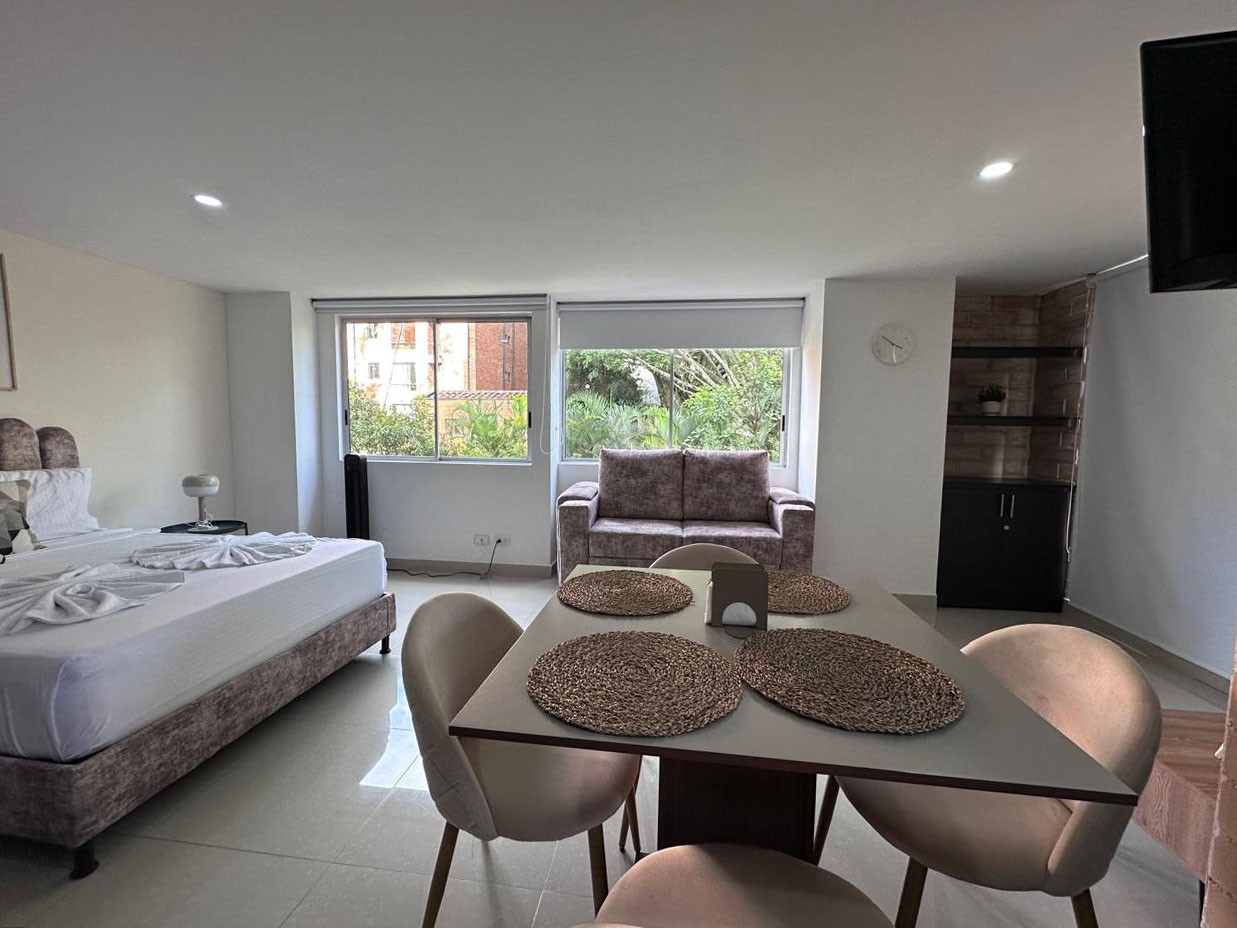 Apartamento en arriendo en El Poblado, Medellín · foto 8 de 16