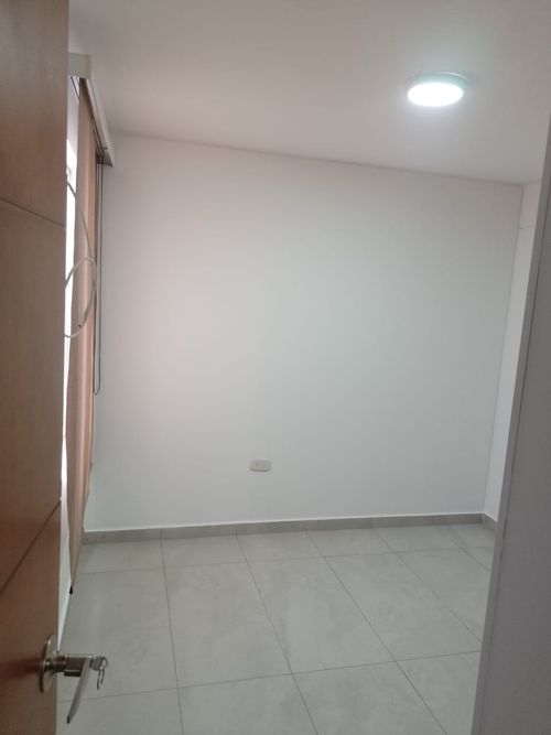 Casa de 4 alcobas en venta en Versalles, Floridablanca, 158 m² · foto 10 de 24