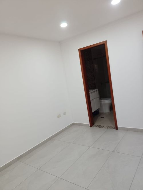 Casa de 4 alcobas en venta en Versalles, Floridablanca, 158 m² · foto 19 de 24