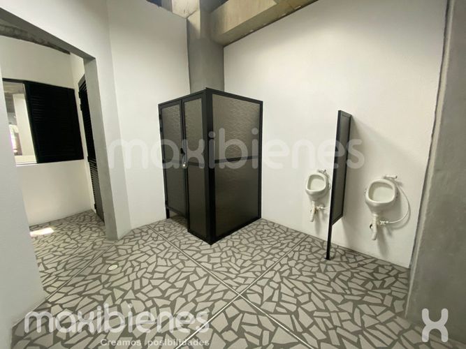 Local en arriendo en San Isidro, Medellín, 32 m² · foto 11 de 11
